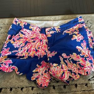 Lily Pulitzer scalloped shorts